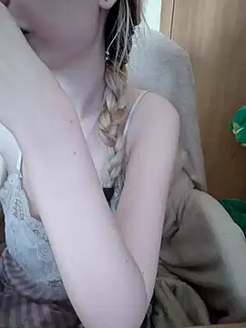 Snapshot of Elza_kom chatting on 01-11-25, 08:00 Elza kom online show from 01-11-25, 08:00
