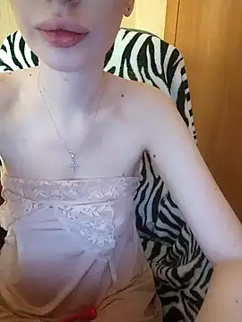 Snapshot of Elza_kom chatting on 02-08-25, 07:48 Elza kom online show from 02-08-25, 07:48