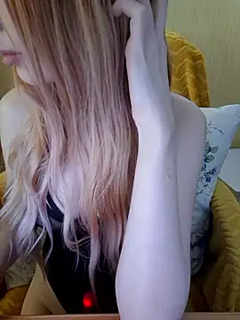 Elza kom online show from 01-08-26, 08:05