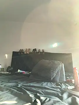 Laurahorney xo online show from 10-07-25, 02:14