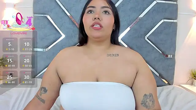 LucciaPorter online show from 09-29-25, 10:25