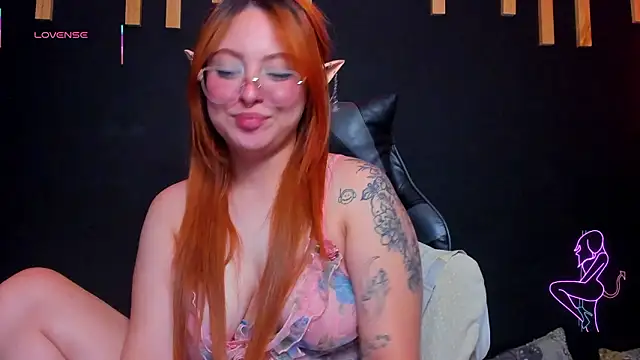 Snapshot of izyzys_baker chatting on 02-20-26, 05:37 izyzys baker online show from 02-20-26, 05:37