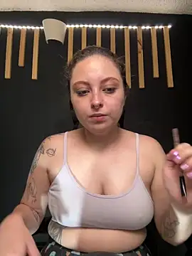 Snapshot of izyzys_baker chatting on 02-27-26, 07:25 izyzys baker online show from 02-27-26, 07:25