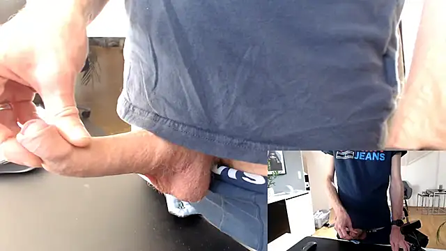 Snapshot of sperma_tributes chatting on 10-24-25, 12:56 sperma tributes online show from 10-24-25, 12:56