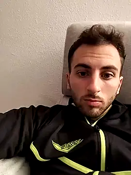 Snapshot of Fuckwithme_69 chatting on 11-12-25, 07:35 Fuckwithme 69 online show from 11-12-25, 07:35