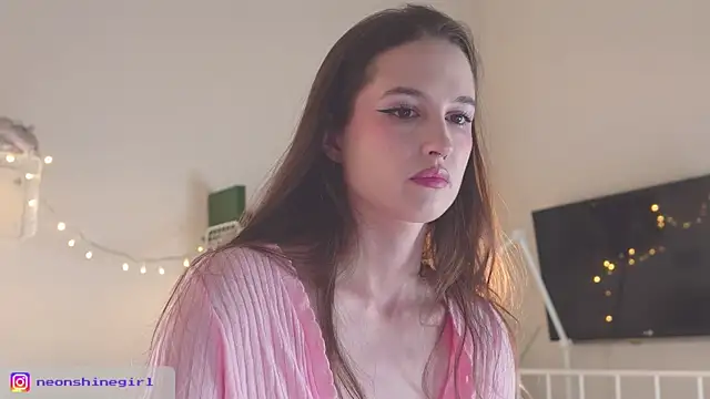 NeonShine online show from 12-22-25, 05:26