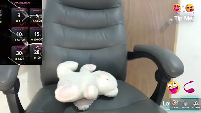 sweettmiah online show from 12-22-25, 04:37