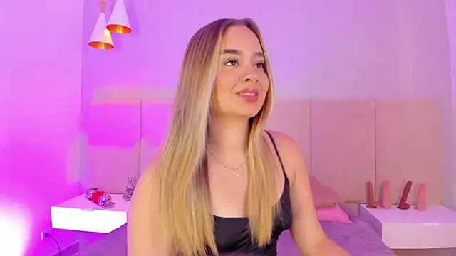 sofia pamela online show from 12-19-24, 07:18