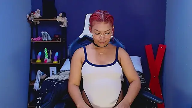 Snapshot of JadaRoberts chatting on 03-10-25, 06:23 JadaRoberts online show from 03-10-25, 06:23