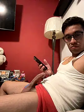 Snapshot of Magicerosxx69 chatting on 11-28-25, 08:50 Magicerosxx69 online show from 11-28-25, 08:50