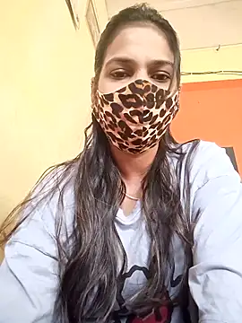 Snapshot of indianliza chatting on 11-18-25, 03:34 indianliza online show from 11-18-25, 03:34