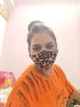 Snapshot of indianliza chatting on 12-04-25, 03:10 indianliza online show from 12-04-25, 03:10