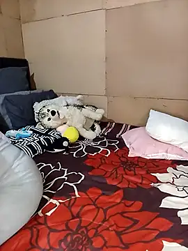 Ngamla123 online show from 12-15-25, 09:41