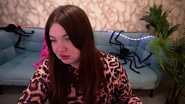 RosieMoons online show from 10-25-25, 07:19