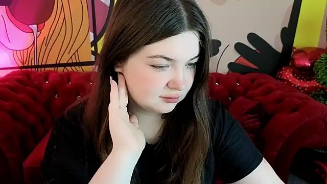 RosieMoons online show from 04-15-26, 07:43