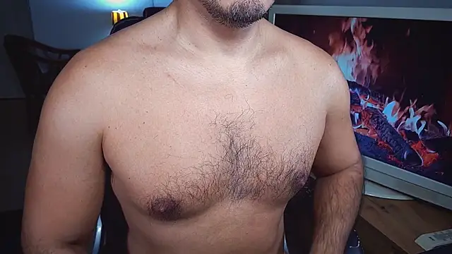 Snapshot of officeman7 chatting on 12-29-24, 08:48 officeman7 online show from 12-29-24, 08:48