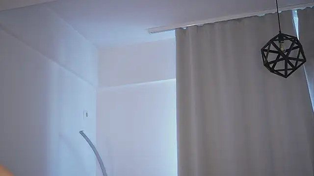 Snapshot of Moan4u chatting on 03-22-25, 06:00 Moan4u online show from 03-22-25, 06:00