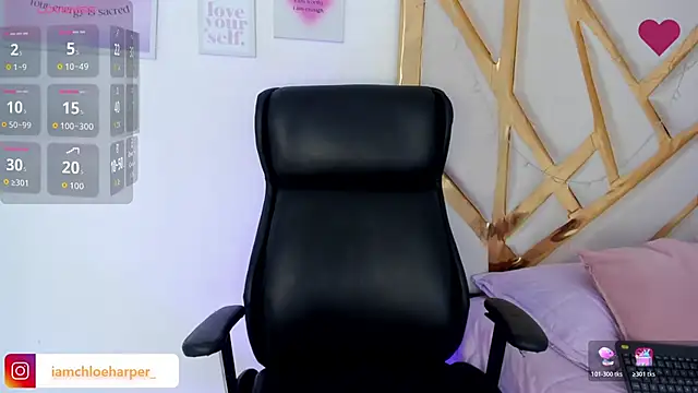 ChloeHarper  online show from 10-17-25, 07:05