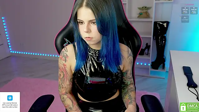 Latex Kitty online show from 09-13-25, 02:17