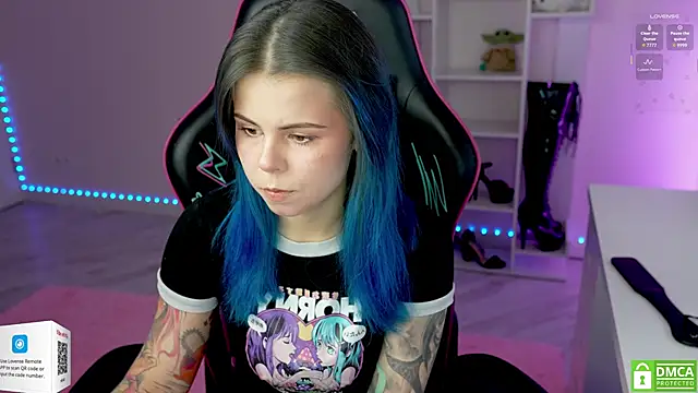 Latex Kitty online show from 11-11-25, 11:54