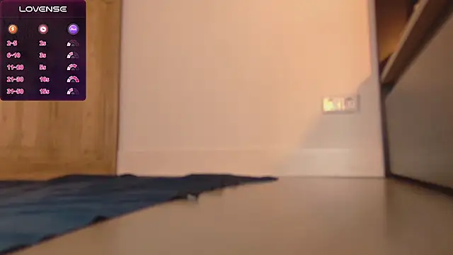 Snapshot of sorairosky chatting on 10-17-25, 12:08 sorairosky online show from 10-17-25, 12:08