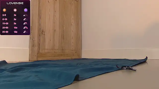 Snapshot of sorairosky chatting on 10-29-25, 12:18 sorairosky online show from 10-29-25, 12:18