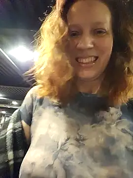 Exhibitionsplit online show from 12-20-25, 10:06