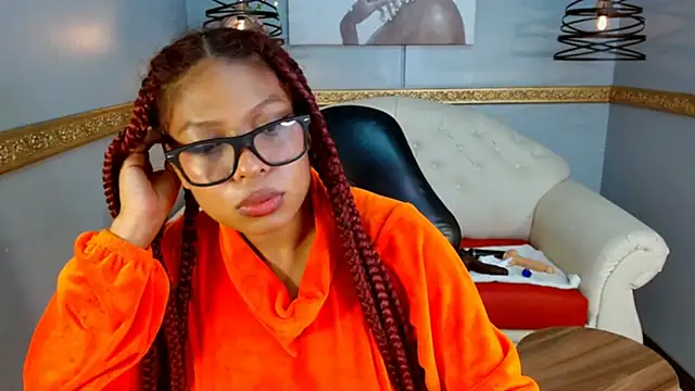 Snapshot of Naomi_Tylers chatting on 11-01-25, 10:23 Naomi Tylers online show from 11-01-25, 10:23