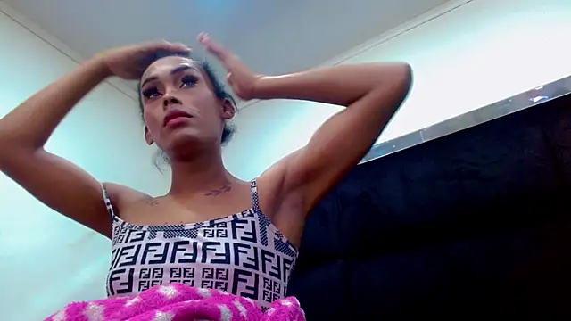 CoralineSweett online show from 09-13-25, 07:02