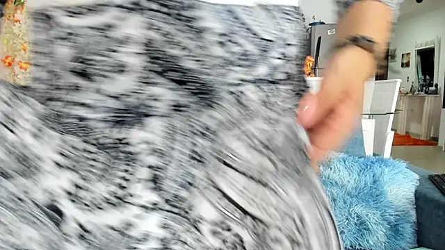 Snapshot of dakota_johnson10 chatting on 10-30-25, 07:14 dakota johnson10 online show from 10-30-25, 07:14