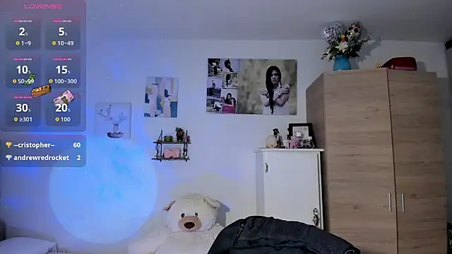 Snapshot of VeronikaOlsen chatting on 10-18-25, 01:56 VeronikaOlsen online show from 10-18-25, 01:56