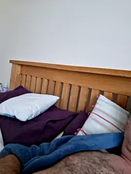 Snapshot of jonjoey123 chatting on 11-26-25, 09:43 jonjoey123 online show from 11-26-25, 09:43