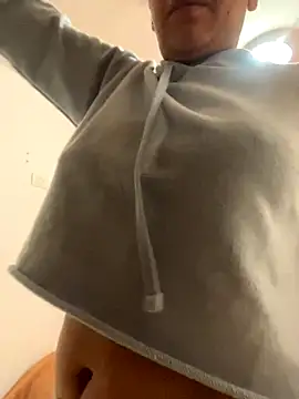 Juana19 online show from 11-21-25, 12:15