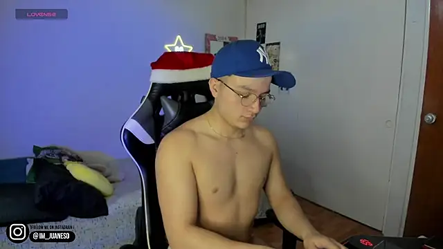 AustinSummerr online show from 12-06-24, 02:06