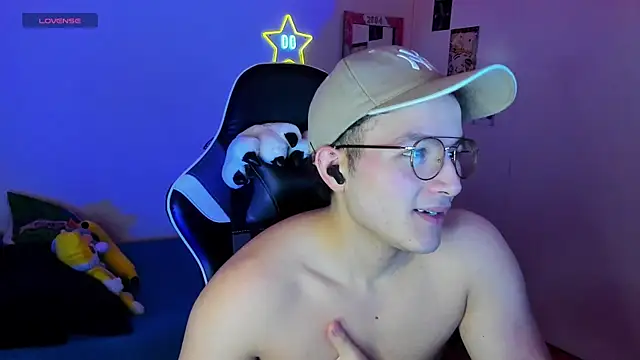 AustinSummerr online show from 01-20-25, 01:32