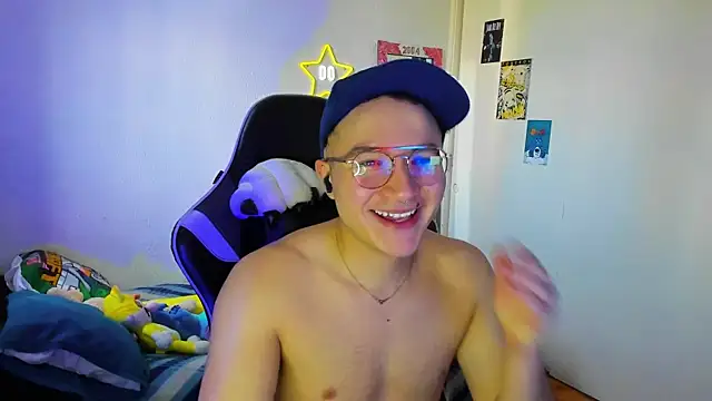 AustinSummerr online show from 02-04-25, 01:38