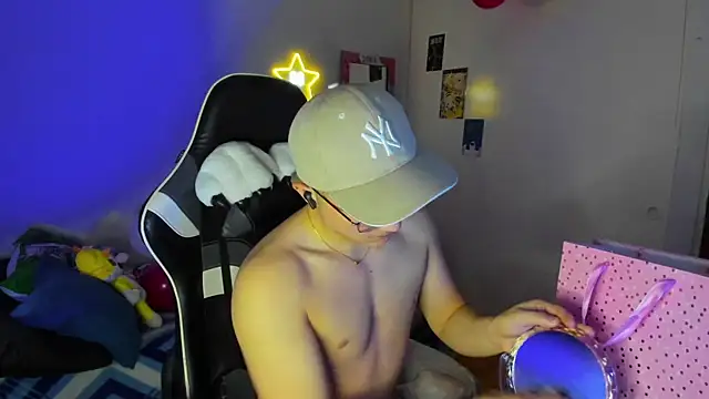 AustinSummerr online show from 02-05-25, 11:44