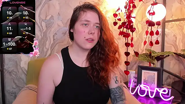 SophiePure online show from 02-14-25, 02:39