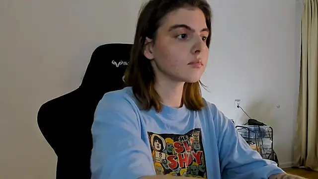 Snapshot of emmamurrr chatting on 12-08-24, 06:39 emmamurrr online show from 12-08-24, 06:39