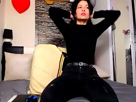 Snapshot of Angelique_An chatting on 02-23-25, 07:33 Angelique An online show from 02-23-25, 07:33