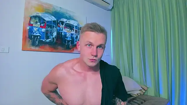 Samuel Andrew online show from 12-15-24, 03:34