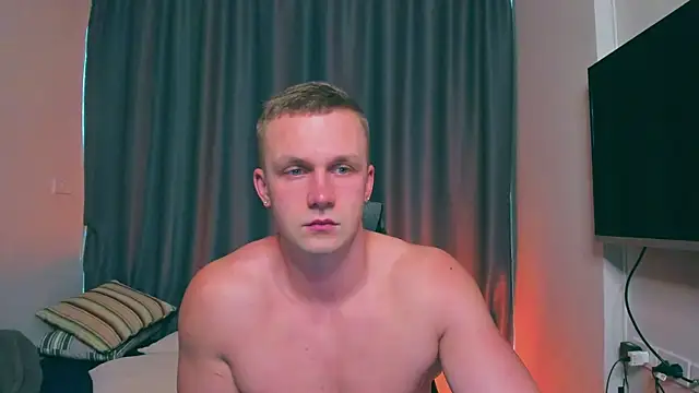 Samuel Andrew online show from 03-18-25, 01:21