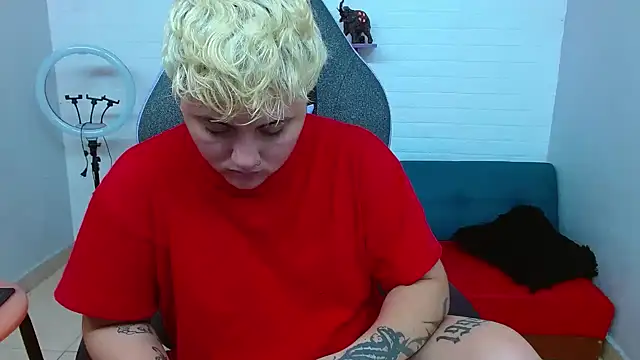 isabeautyx19 online show from 12-29-24, 07:22