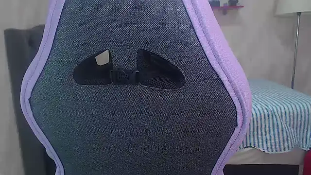 isabeautyx19 online show from 01-04-25, 01:31