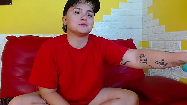 isabeautyx19 online show from 03-11-25, 04:10