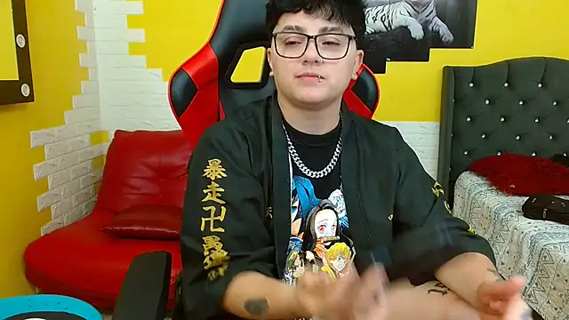 isabeautyx19 online show from 10-15-25, 03:28