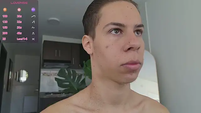 Snapshot of grey___27 chatting on 09-09-25, 12:26 grey 27 online show from 09-09-25, 12:26