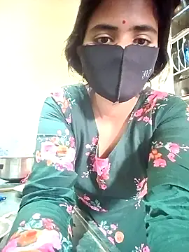 Snapshot of Mamta_Chaterjee chatting on 10-08-25, 03:04 Mamta Chaterjee online show from 10-08-25, 03:04