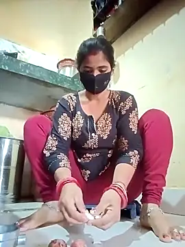 Snapshot of Mamta_Chaterjee chatting on 10-09-25, 02:20 Mamta Chaterjee online show from 10-09-25, 02:20