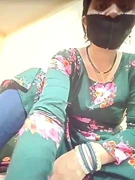 Snapshot of Mamta_Chaterjee chatting on 10-24-25, 02:08 Mamta Chaterjee online show from 10-24-25, 02:08